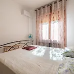Casa A 50 Passi Dalla 펜션